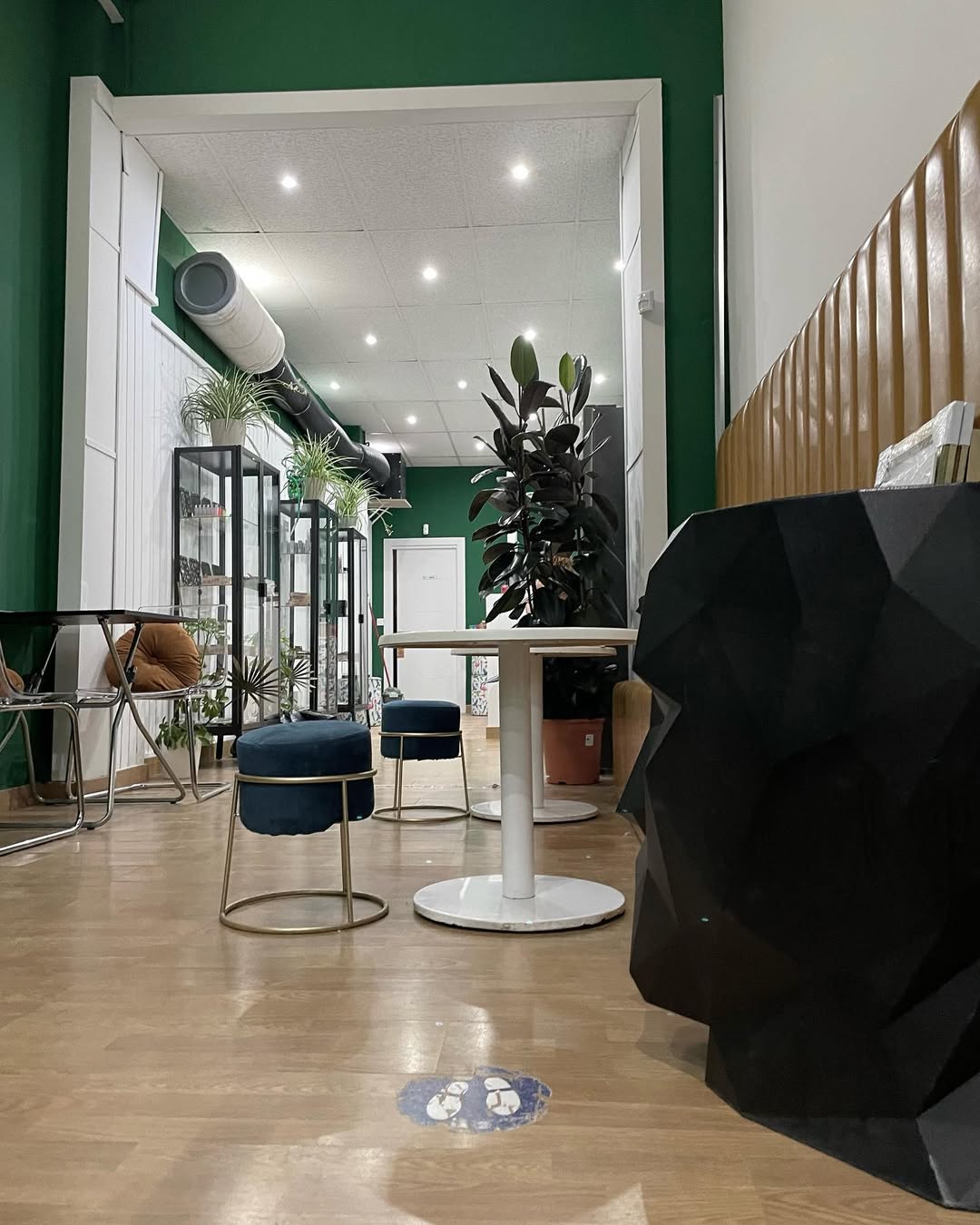 undefined - Thumbnail 2